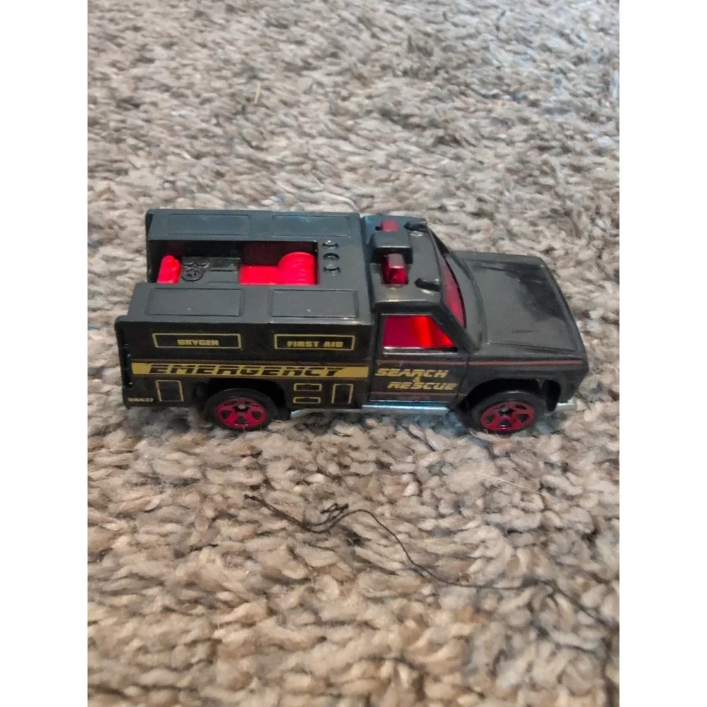 Vintage Hot Wheels 1974 HW Rapid Responder Rare Original Old Car Black First Aid